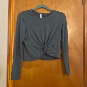 Gray Cropped long Sleeve Athletic Top